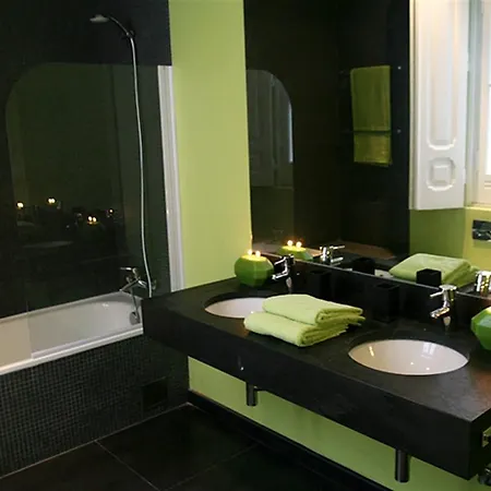 Sparkling 4 Bedroom Apartment In Lisbon Lissabon