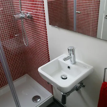 Sparkling 4 Bedroom Apartment In Lisbon 아파트 *